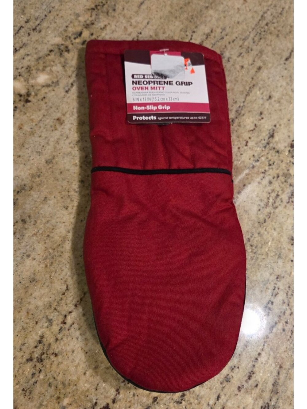 New! Better Homes & Gardens Neoprene non slip Grip Oven Mitt Red Black